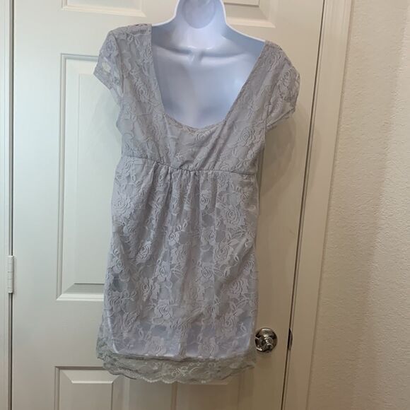 Solitaire Gray Square Neck Flutter Sleeves Crotchet Lace Floral Lined Blouse New - Picture 6 of 10